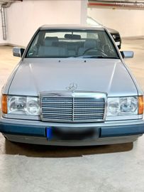 صورة 2 لـ 1990 Mercedes-BENZ 300
