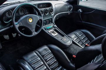 صورة مصغرة 19 لـ 2001 Ferrari 550
