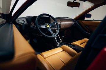 1991 Ferrari TESTAROSSA — миниатюра 39