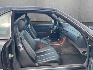 1992 Mercedes-BENZ 300 thumbnail 14