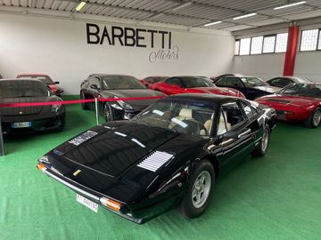 1980 Ferrari 208 照片 1