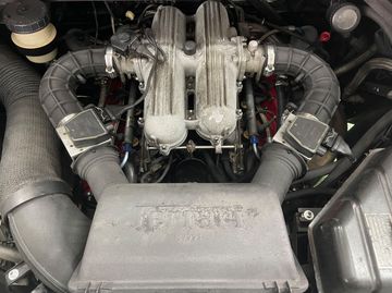 1990 Ferrari MONDIAL — миниатюра 12