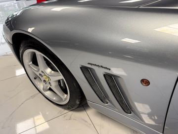 صورة 10 لـ 1998 Ferrari 550