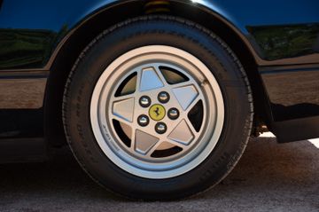 1989 Ferrari 328 照片 9