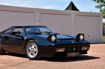 1989 Ferrari 328 照片 10