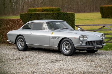 1969 Ferrari 330 照片 1