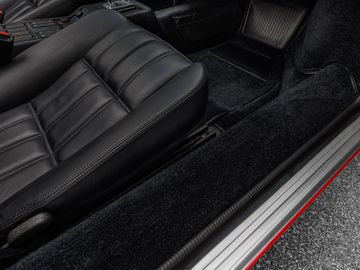 1989 Ferrari 328 缩略图 22