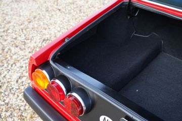 صورة مصغرة 31 لـ 1974 Ferrari 365