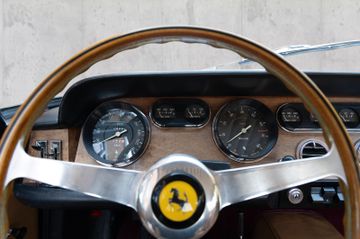 1965 Ferrari 330 — миниатюра 22