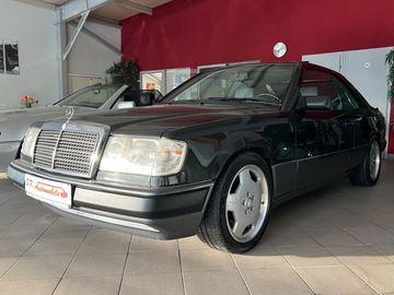 صورة 1 لـ 1992 Mercedes-BENZ 300