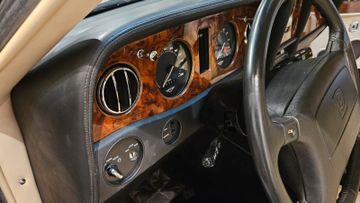 1992 Bentley CONTINENTAL — миниатюра 11