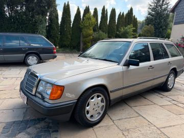 صورة 2 لـ 1988 Mercedes-BENZ 300