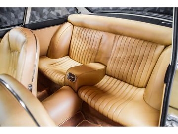 صورة مصغرة 12 لـ 1965 Ferrari 330