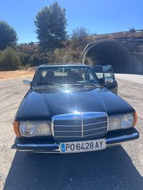 صورة 9 لـ 1981 Mercedes-BENZ 300