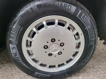 1988 Mercedes-BENZ 300 缩略图 12