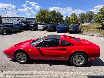 1987 Ferrari 328 照片 4