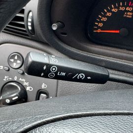 صورة مصغرة 8 لـ 2001 Mercedes-BENZ C 180