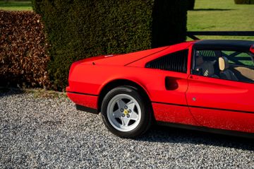 1988 Ferrari 328 — миниатюра 20