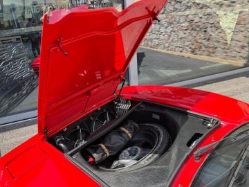 1988 Ferrari 328 — миниатюра 16