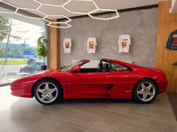 صورة 2 لـ 1995 Ferrari F355