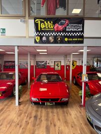 1990 Ferrari 348 照片 1