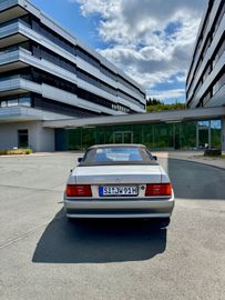 صورة 3 لـ 1991 Mercedes-BENZ 300