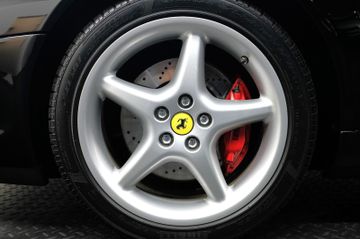 صورة مصغرة 11 لـ 1999 Ferrari 550