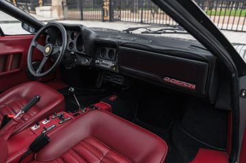 1983 Ferrari 512 照片 8