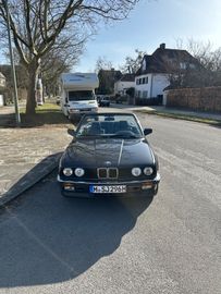 1989 BMW 330 照片 2