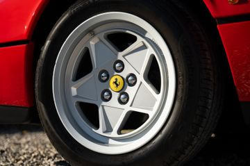 1988 Ferrari 328 — миниатюра 12