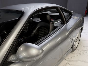 صورة 9 لـ 1998 Ferrari 550