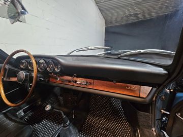 1966 Porsche 911 URMODELL — миниатюра 14