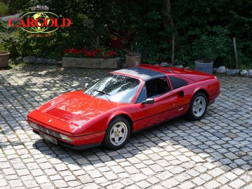 1988 Ferrari 328 照片 1
