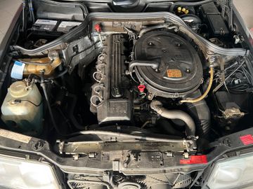 صورة 3 لـ 1992 Mercedes-BENZ 300