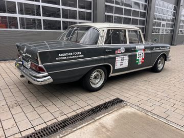 صورة 5 لـ 1962 Mercedes-BENZ 300