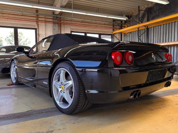 صورة مصغرة 10 لـ 1996 Ferrari F355