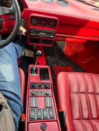 1987 Ferrari 208 — миниатюра 11